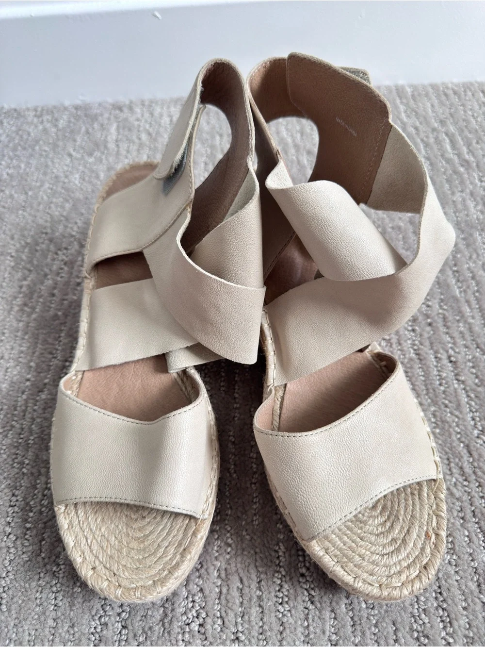 NWOB Eileen Fisher Willow Leather Wedge Espadrille Sandals Nude Women’s Size 8.5